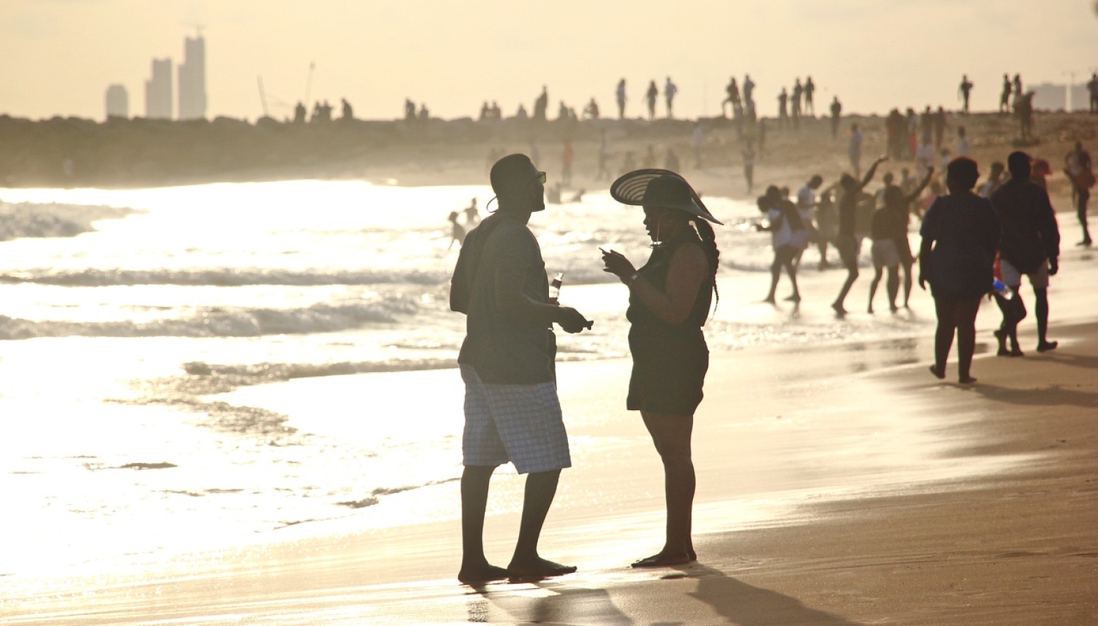 beach, love, sunset-2872056.jpg